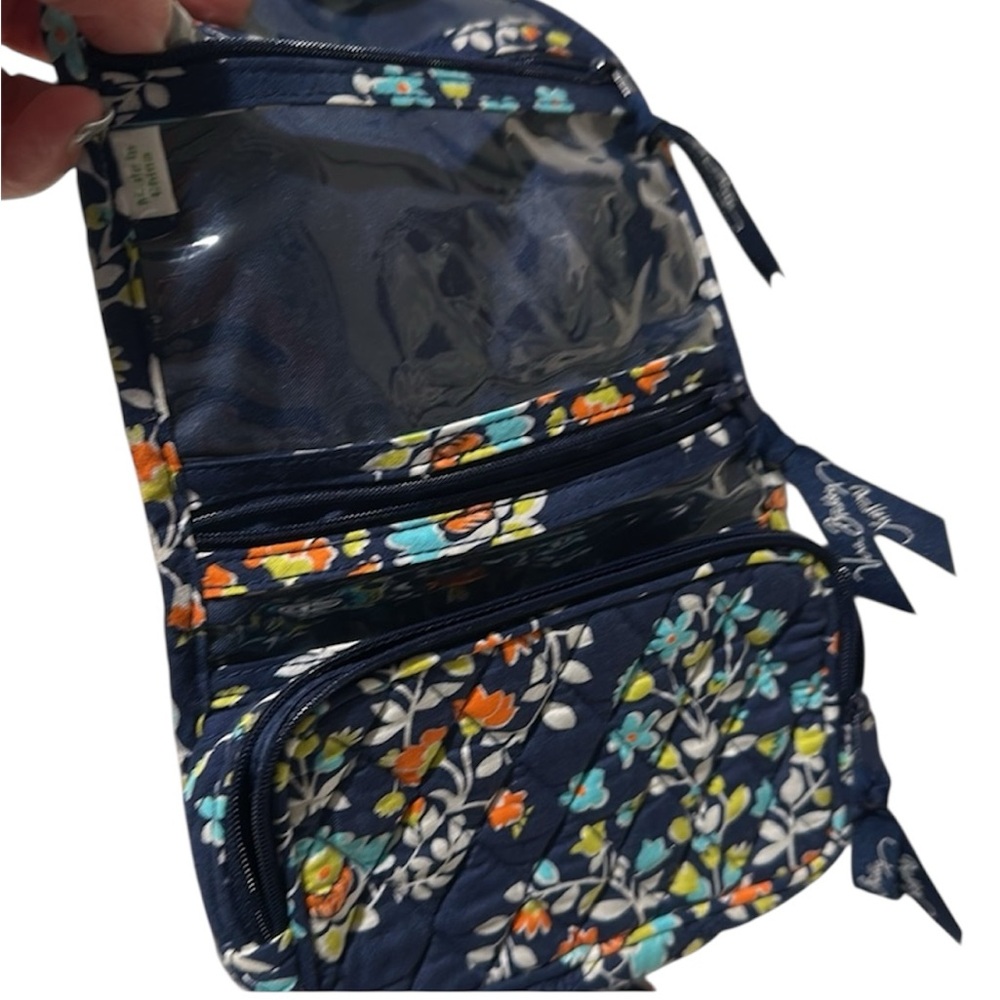 NWOT- Vera Bradley Small Travel  Multicolor Floral Cosmetic Bag